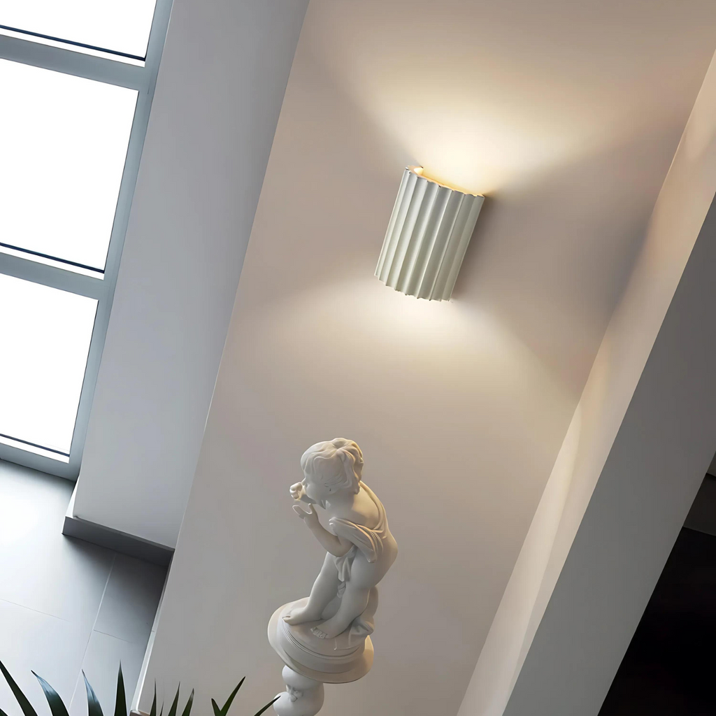 Applique murale au design ondulé pour couloir – LumiWave — détail de la finition