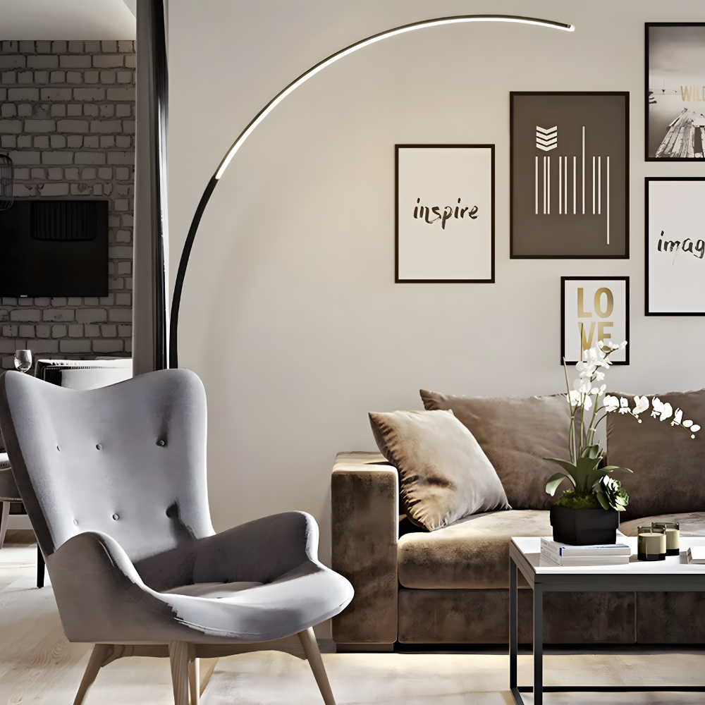 Lampadaire LED aluminium éclairage haut et bas – Nørlys — allumé en situation