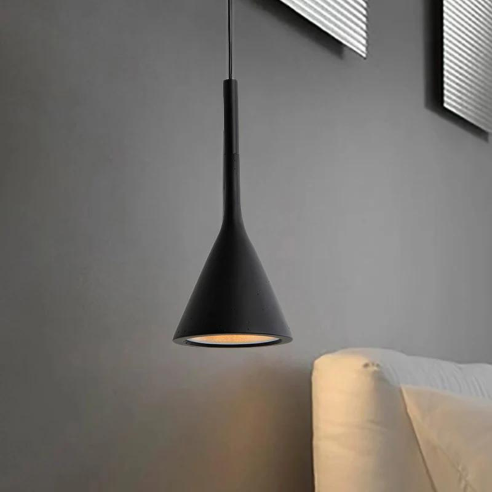 Suspension conique minimaliste, plusieurs coloris – NordCone — vue de trois quarts