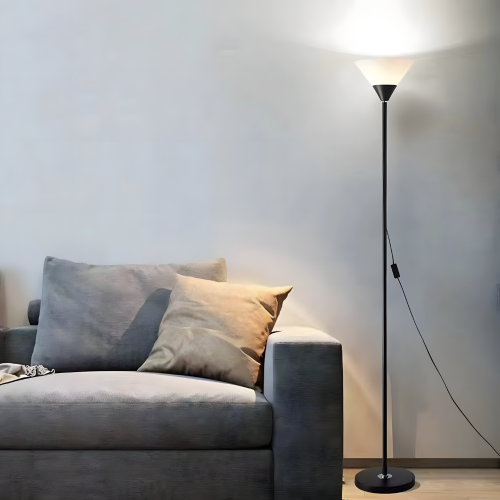 Lampadaire minimaliste métal éclairage indirect 146 cm – Orvia — allumé en situation
