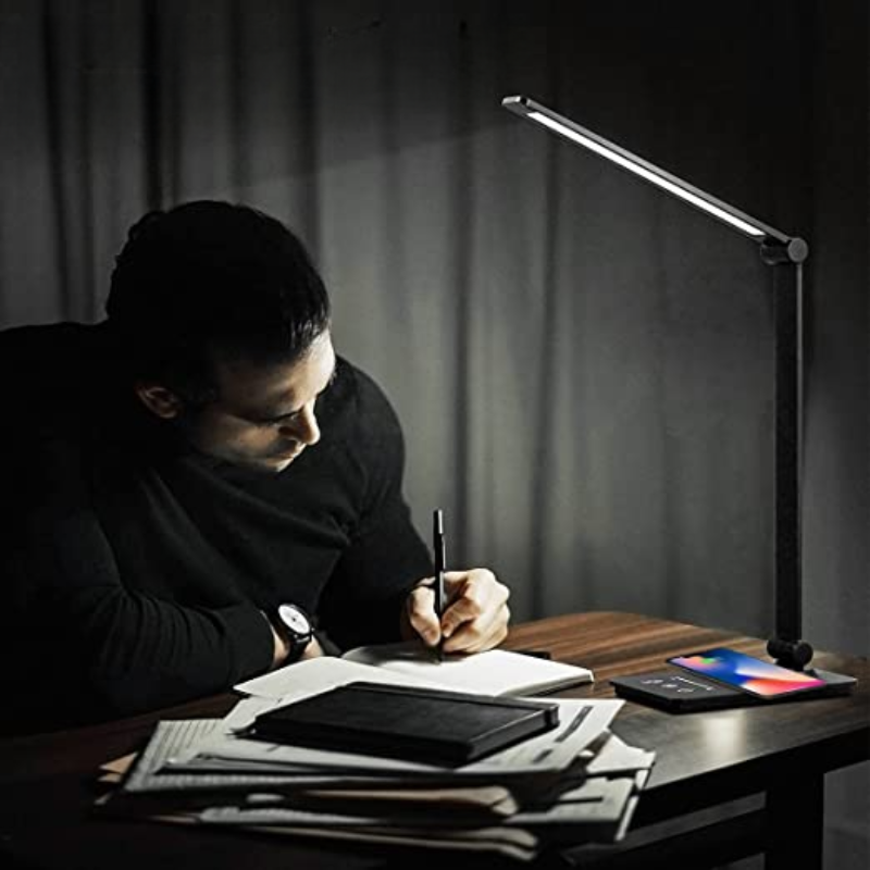 Lampe à poser LED de bureau à charge sans fil Qi – LumiGlow — vue de profil
