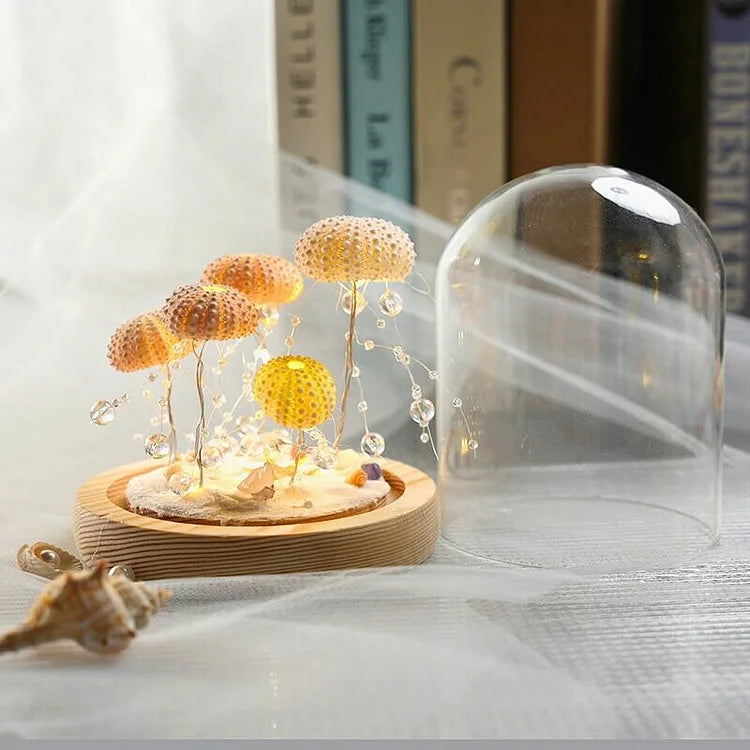 Lampe à poser DIY en coquille d'oursin, base dorée – LumiCraft — détail de la matière