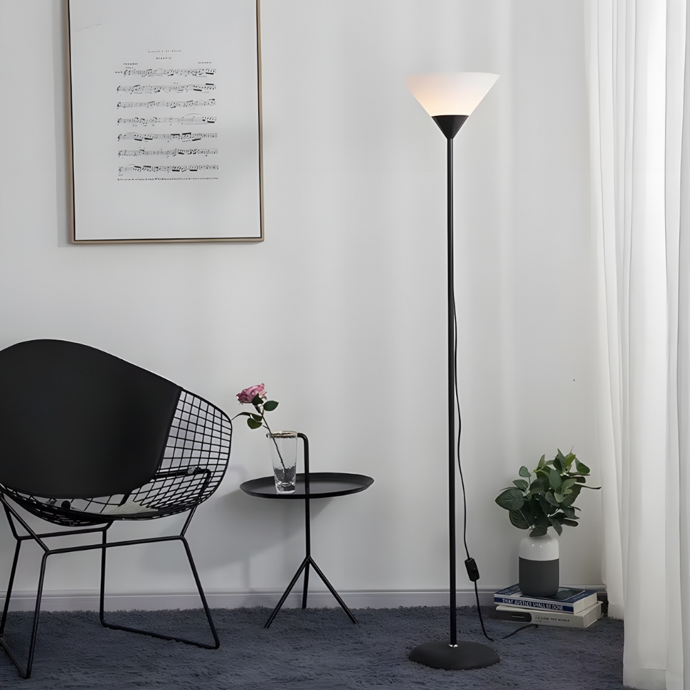 Lampadaire minimaliste métal éclairage indirect 146 cm – Orvia — mise en situation dans la pièce