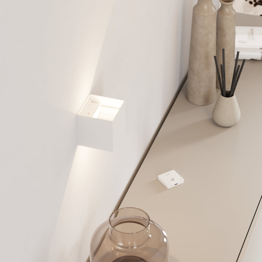 Applique murale LED IP54 à volets réglables 6 W – Xena — détail de la finition (4)