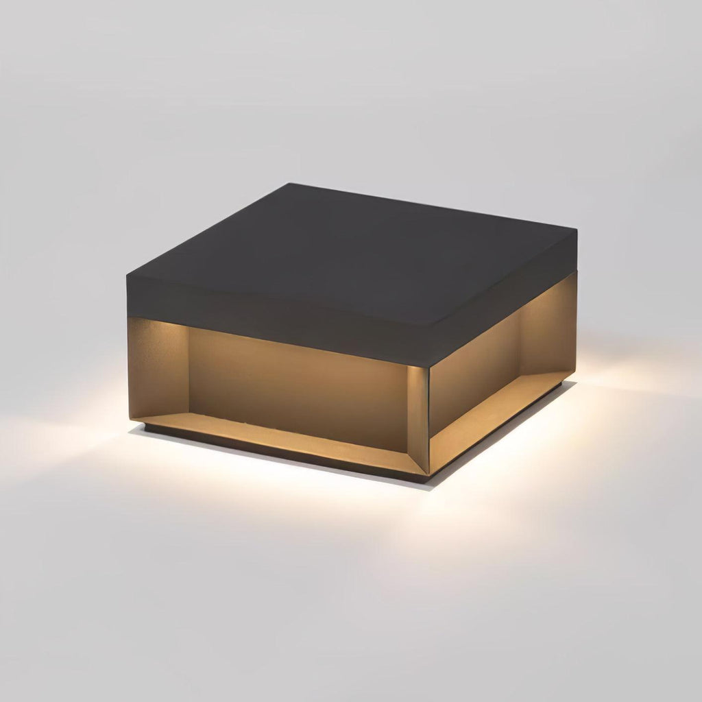 Borne de jardin LED métal sablé IP65 – filaire ou solaire — vue de dessous (3)