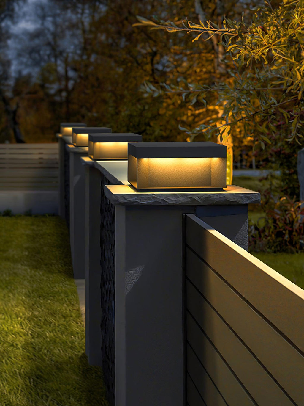 Borne de jardin LED métal sablé IP65 – filaire ou solaire — vue de face (6)