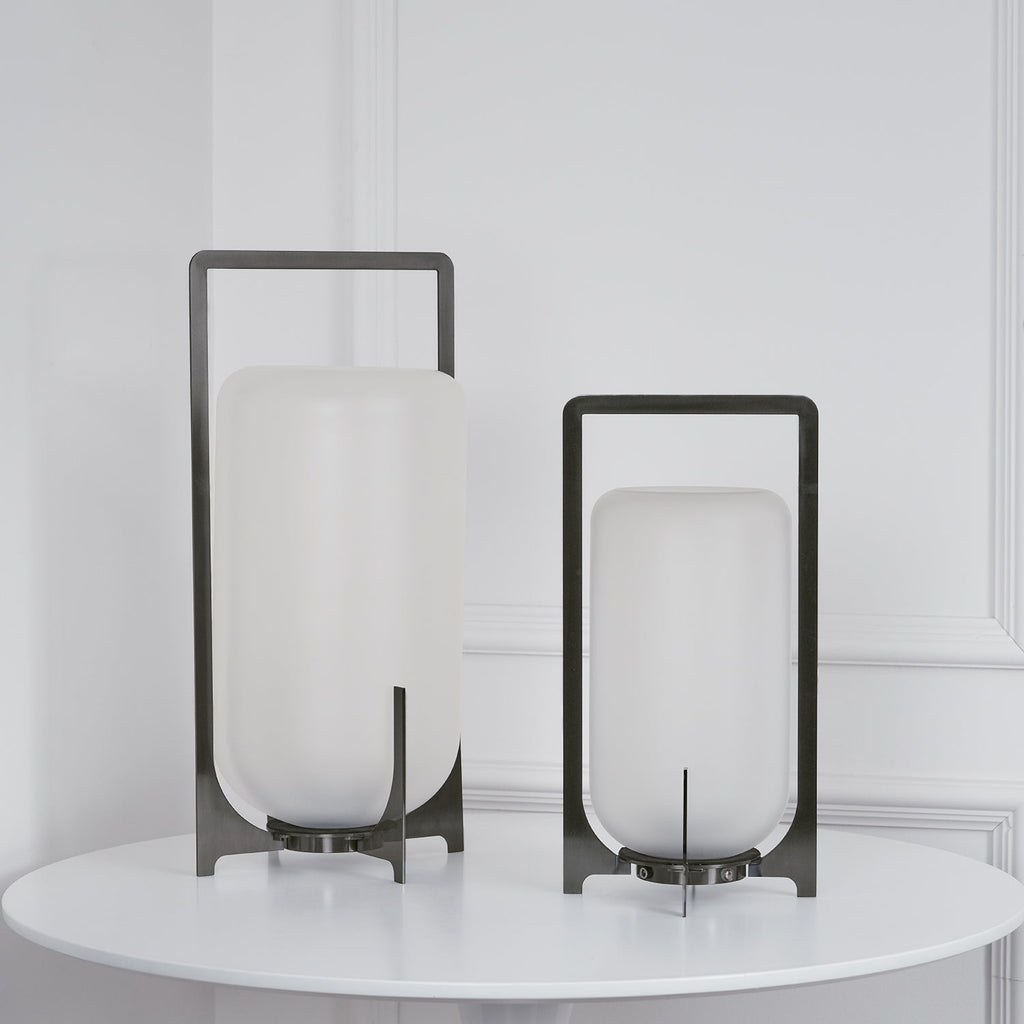 Lampe à poser lanterne inox – allumage crépusculaire automatique — vue de profil (3)