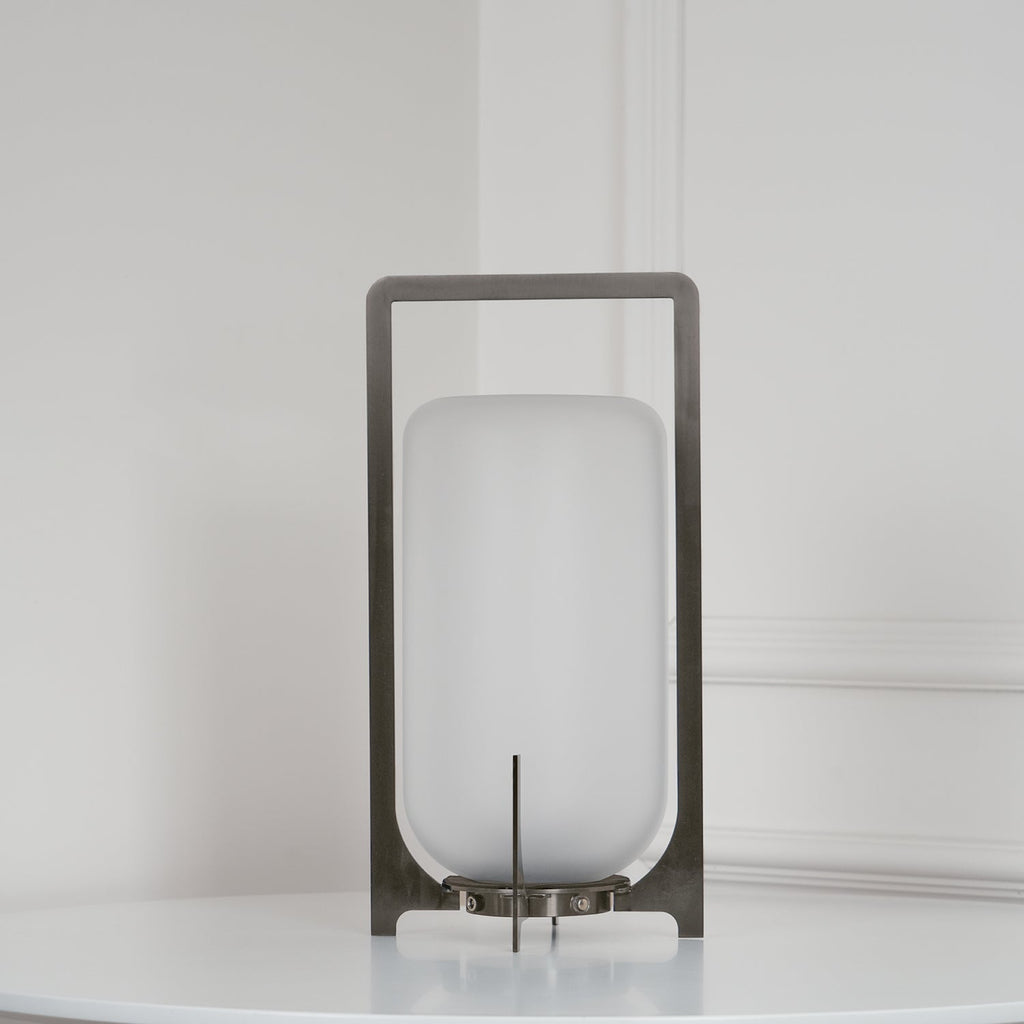 Lampe à poser lanterne inox – allumage crépusculaire automatique — vue de face (3)