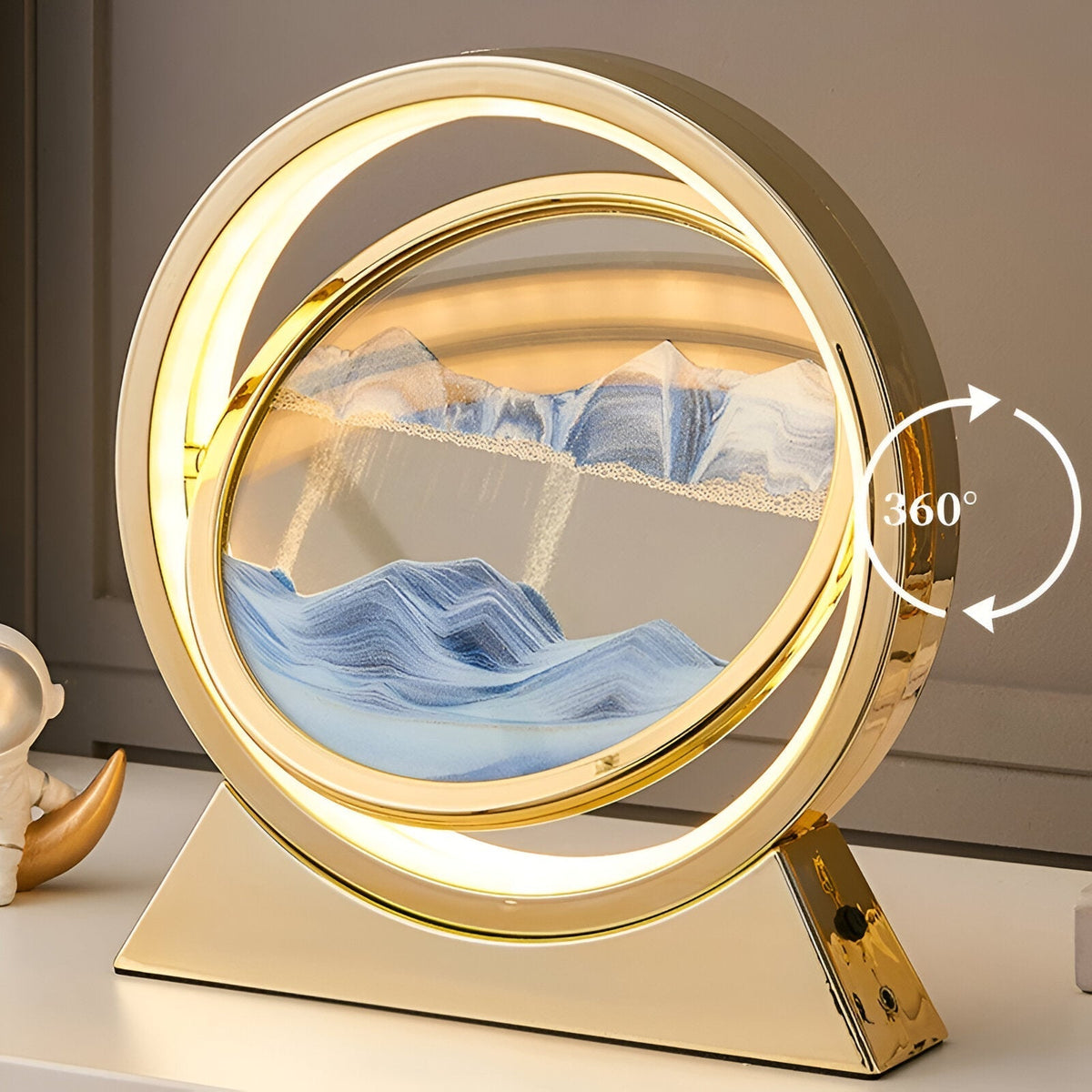 Lampe à poser LED verre sable en mouvement USB – SandGlow — allumé en situation
