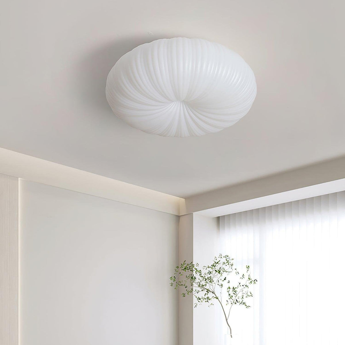 Plafonnier LED dimmable avec télécommande métal et plastique — détail de la finition