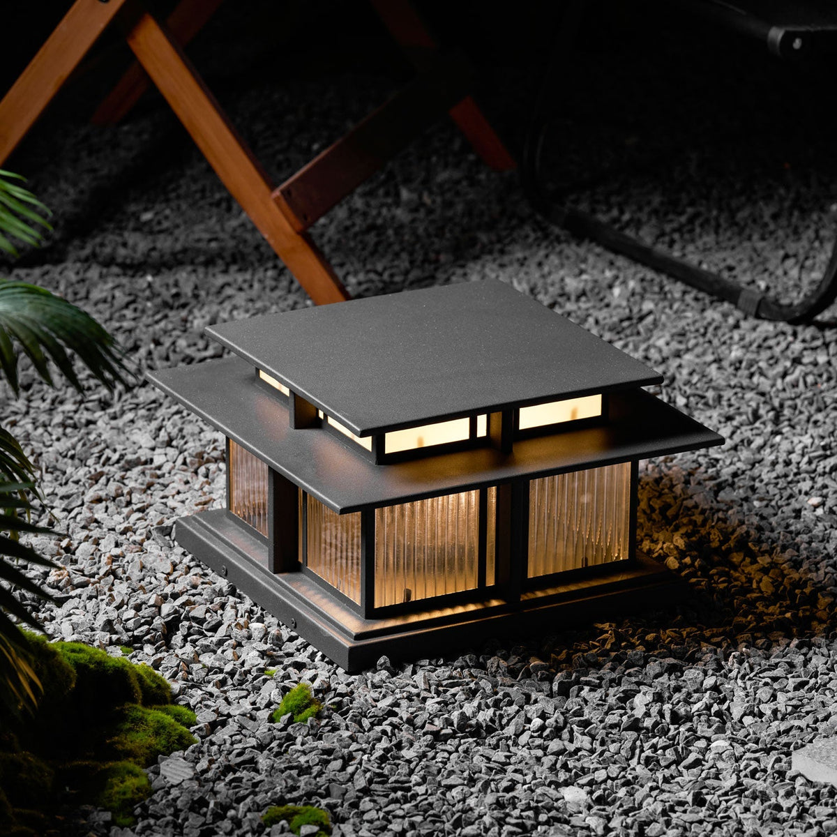 Borne de jardin LED IP65 corps sablé anti-UV – Boilyn — détail du système de fixation (5)