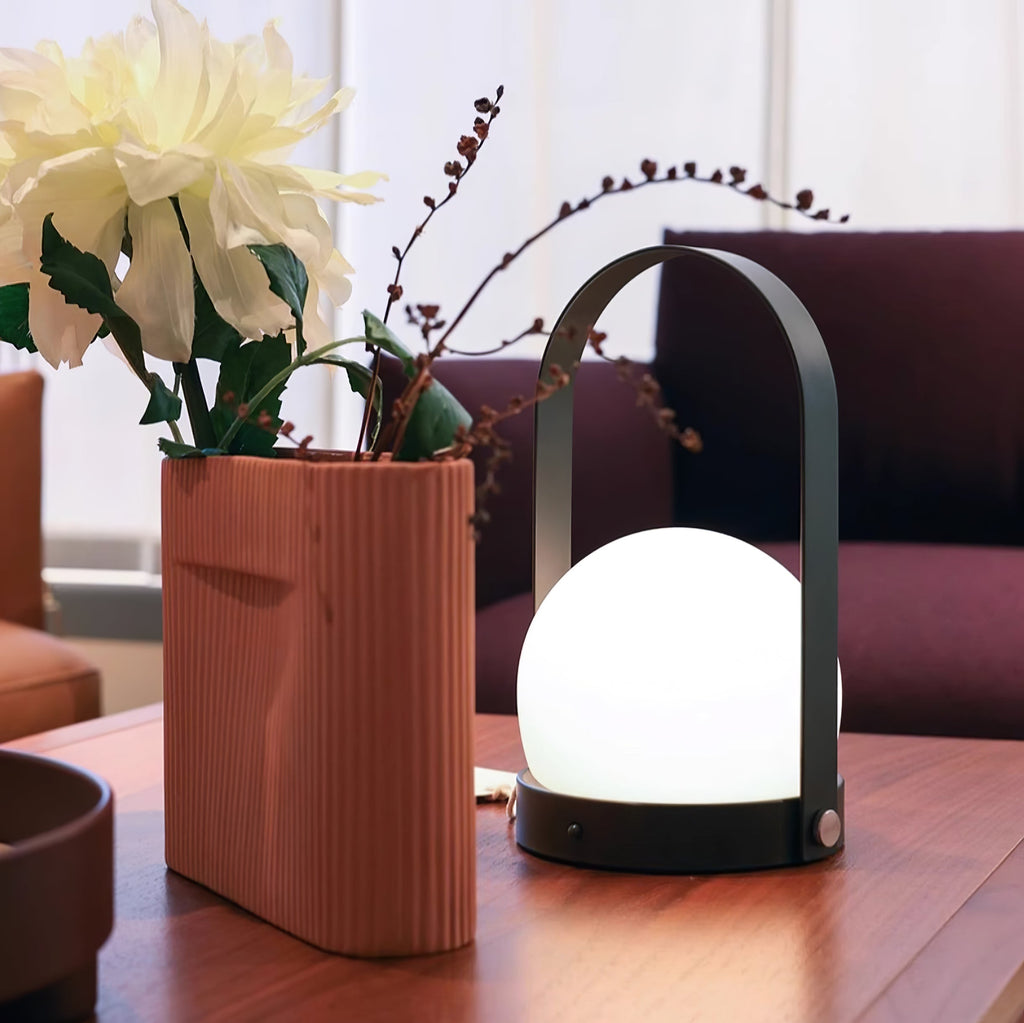 Lampe à poser sans fil rechargeable à poignée – Carrie — vue de profil (9)