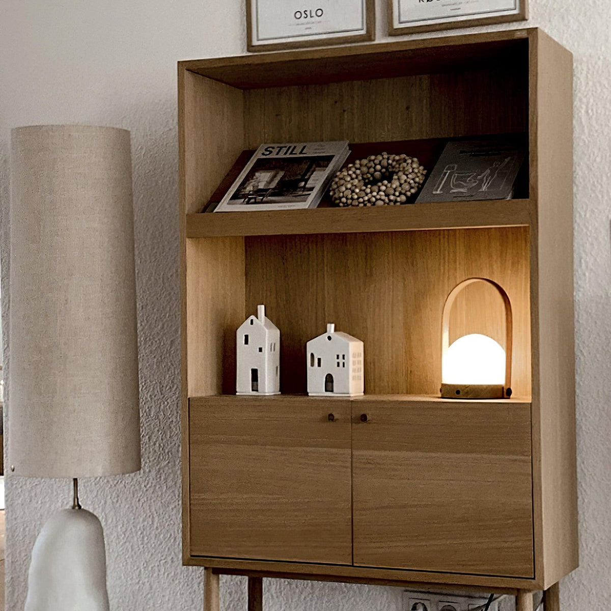 Lampe à poser sans fil rechargeable à poignée – Carrie — détail du système de fixation (4)