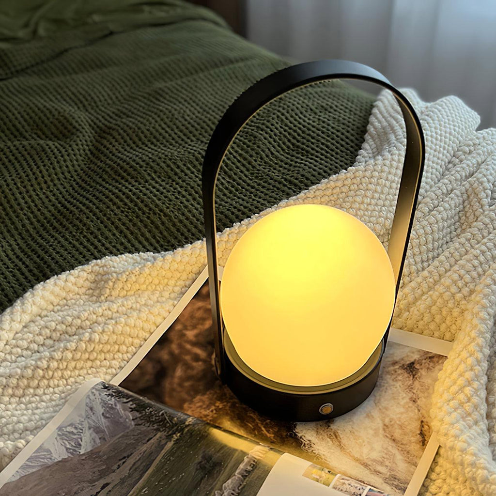 Lampe à poser sans fil rechargeable à poignée – Carrie — détail de la finition
