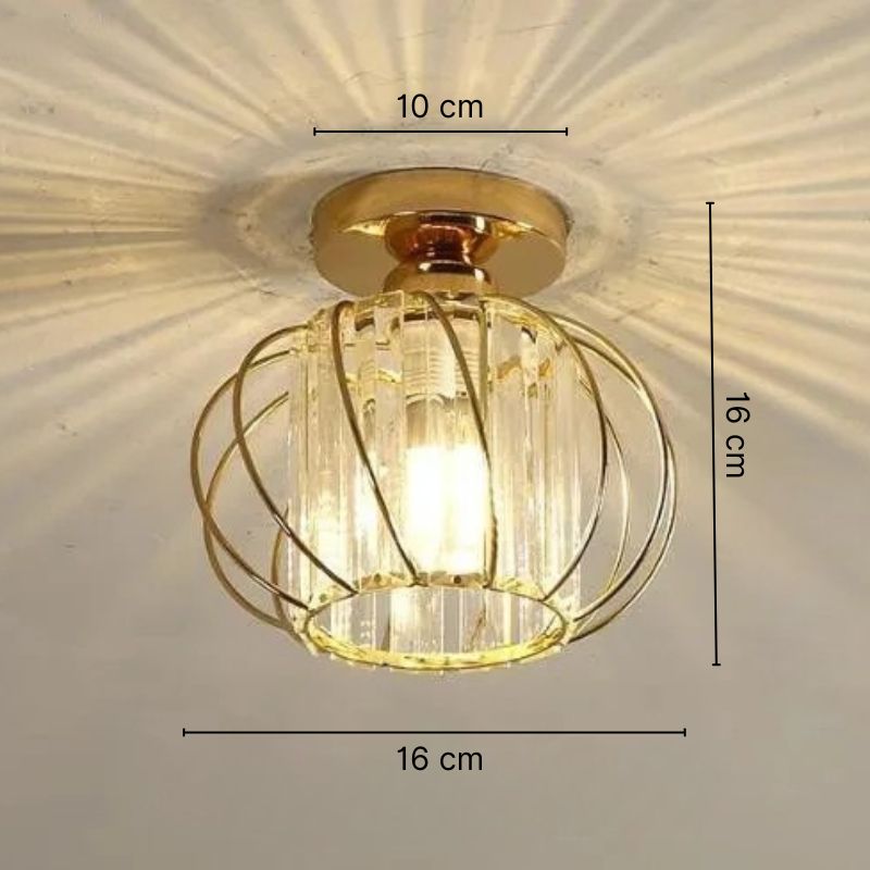 Plafonnier compact en cristal taillé et métal – Aurélia — détail de la matière