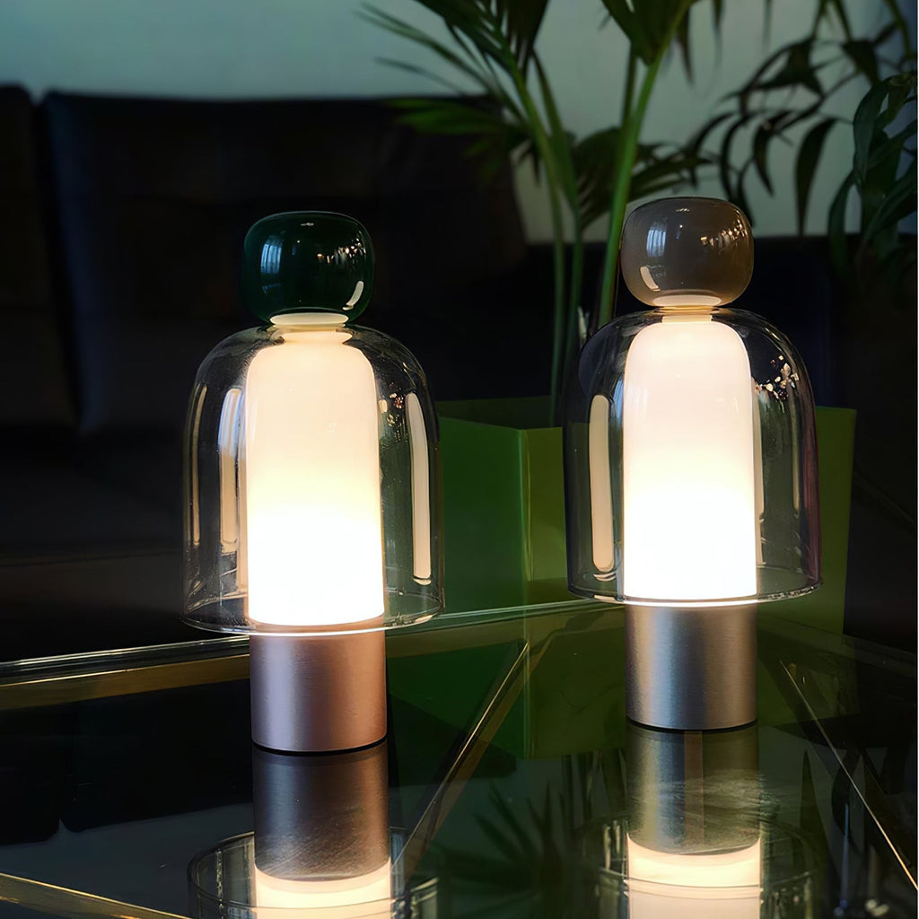 Lampe à poser rechargeable en verre coloré – Lumina Joy — vue de face (2)