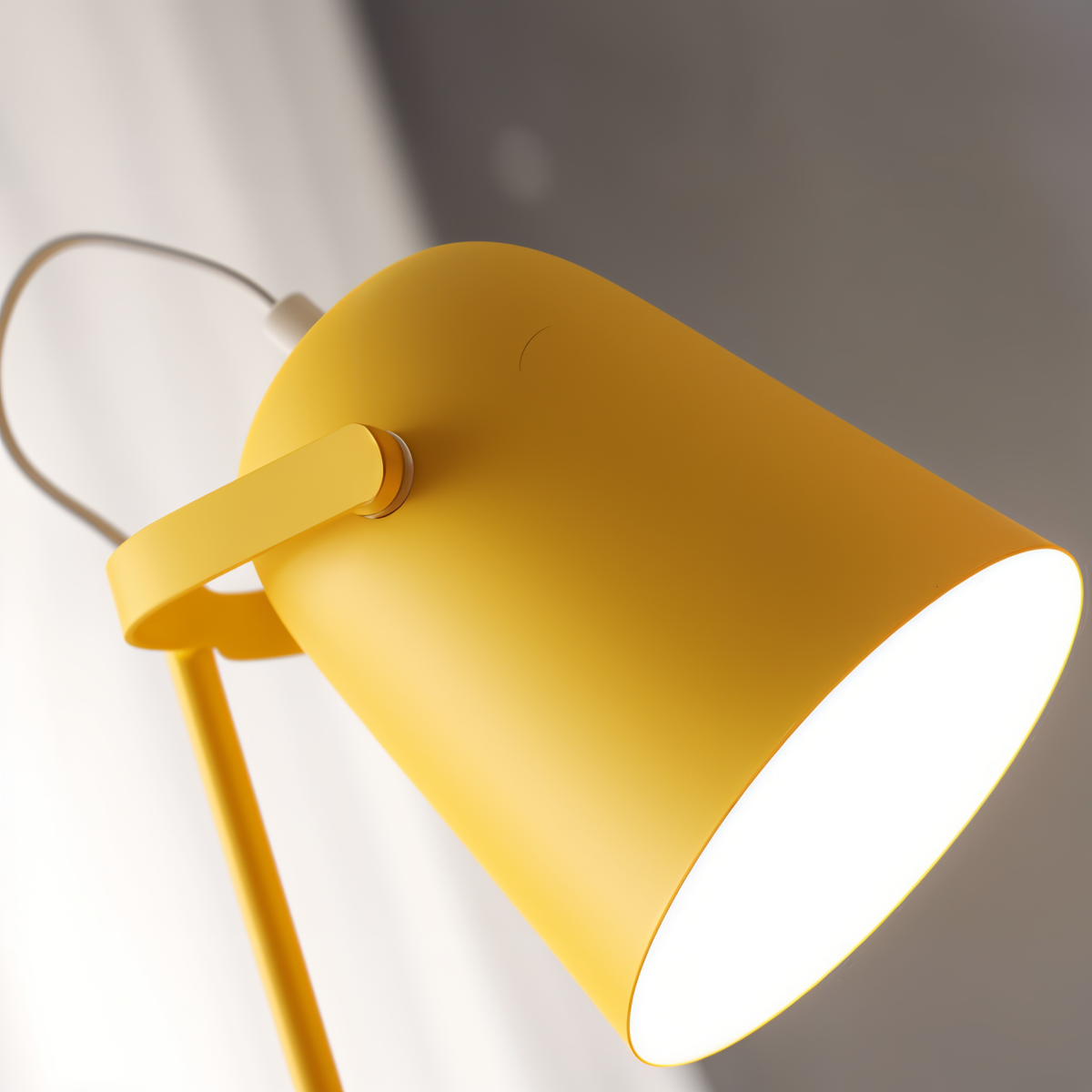 Lampe à poser orientable en fer, douille E27 – Macaron — détail de la finition