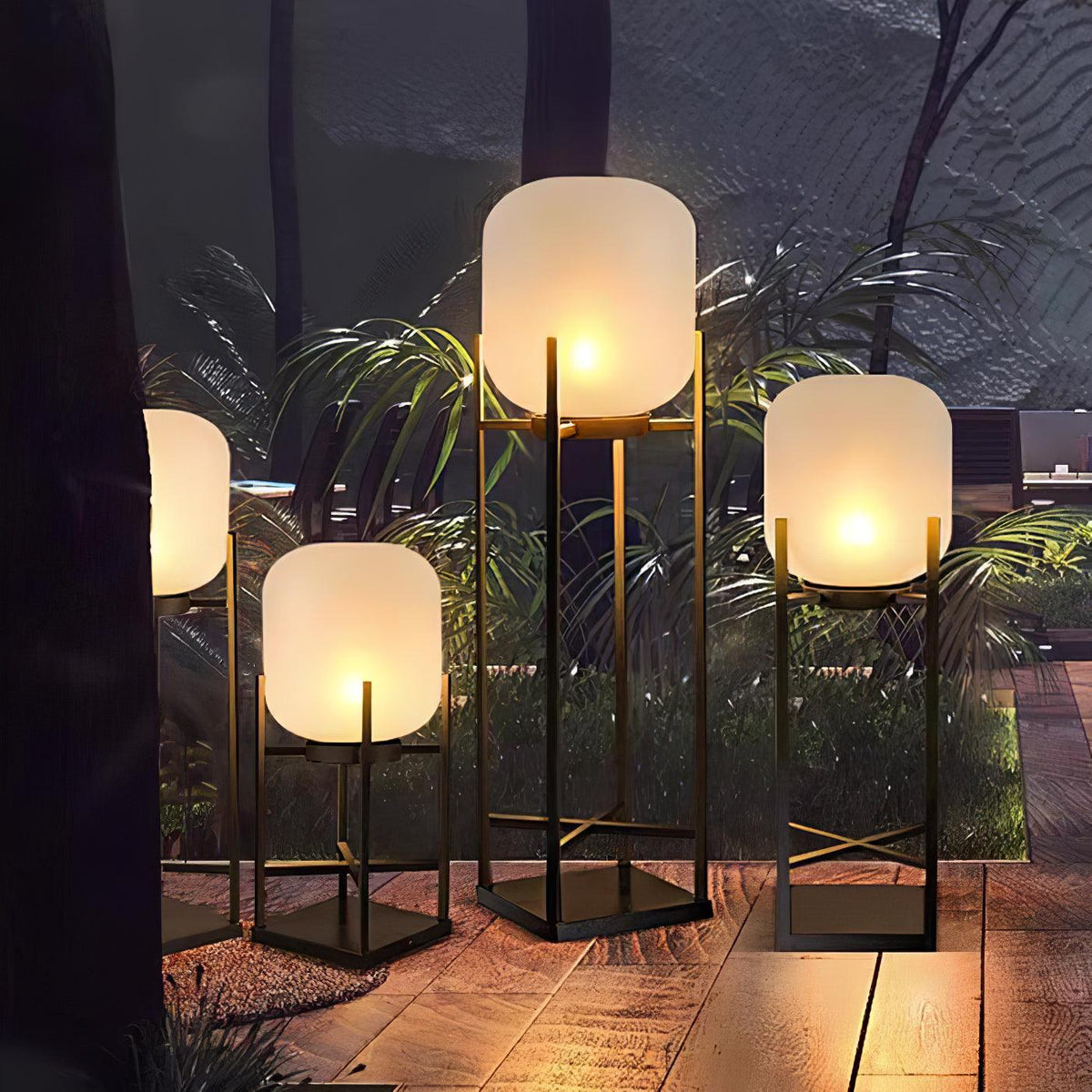 Lampadaire solaire inox et verre style lanterne – jardin — détail du système de fixation