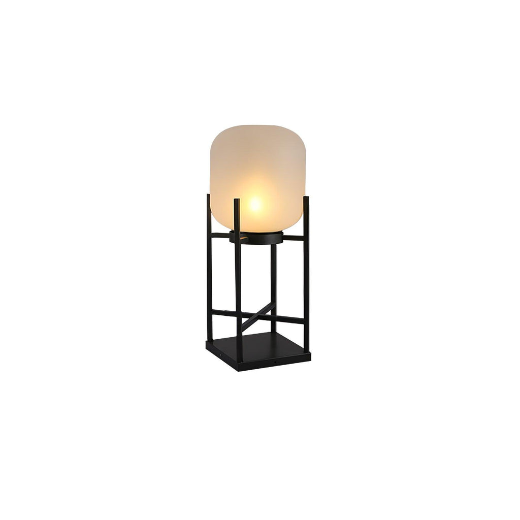 Lampadaire solaire inox et verre style lanterne – jardin — allumé en situation (3)