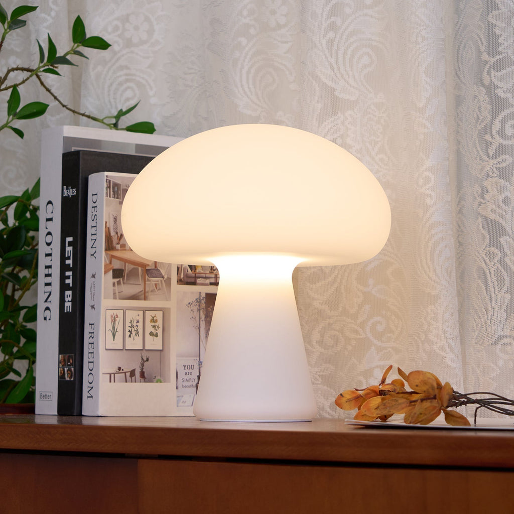Lampe à poser rechargeable sans fil design – Obello — mise en situation dans la pièce (2)