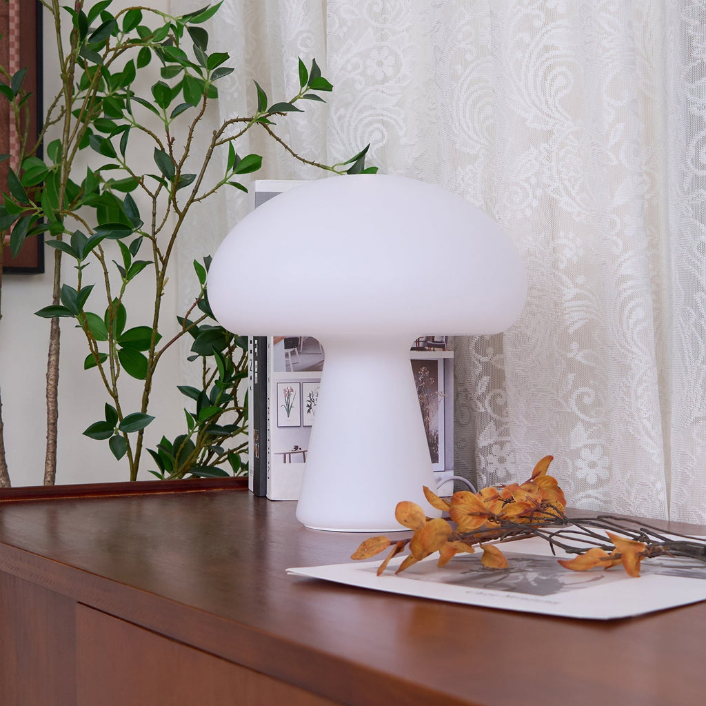 Lampe à poser rechargeable sans fil design – Obello — allumé en situation (3)