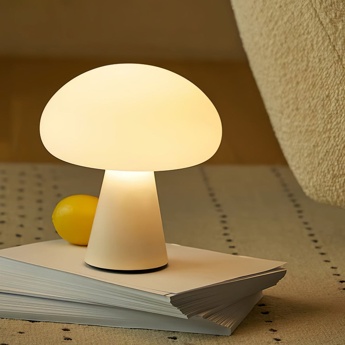 Lampe à poser rechargeable sans fil design – Obello — vue de face