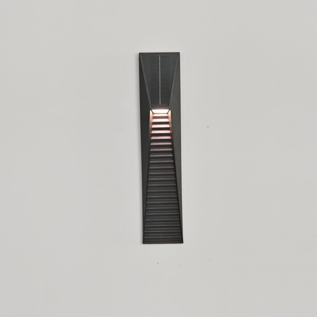 Applique murale extérieure solaire LED de chemin – Obsidian — détail de la finition