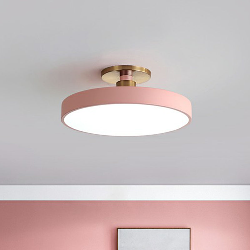 Plafonnier LED nordique semi-encastré acrylique 30 à 49 cm — vue de trois quarts