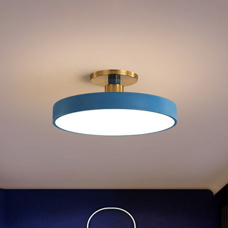 Plafonnier LED nordique semi-encastré acrylique 30 à 49 cm — détail de la finition