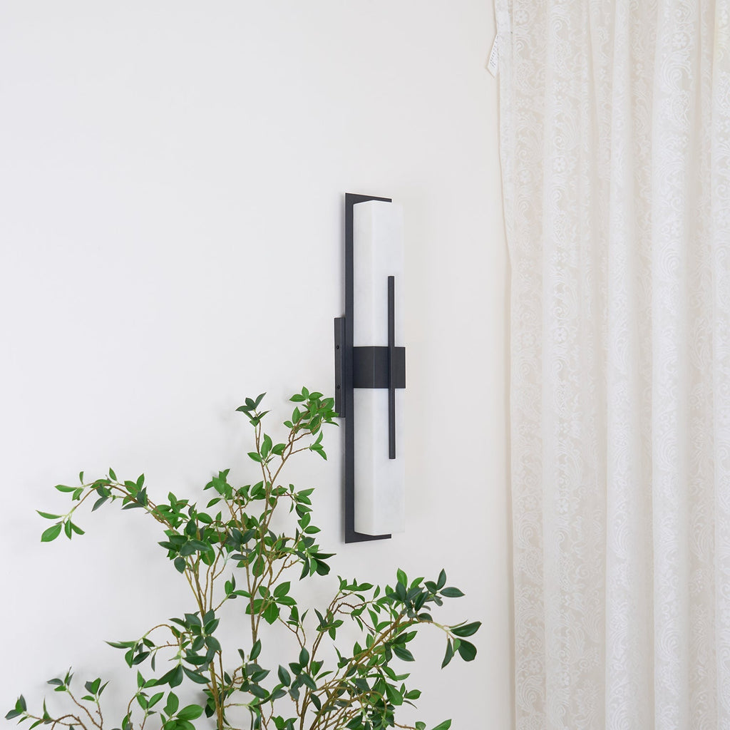 Applique murale extérieure albâtre IP65 barre LED – Possini — vue de dessous