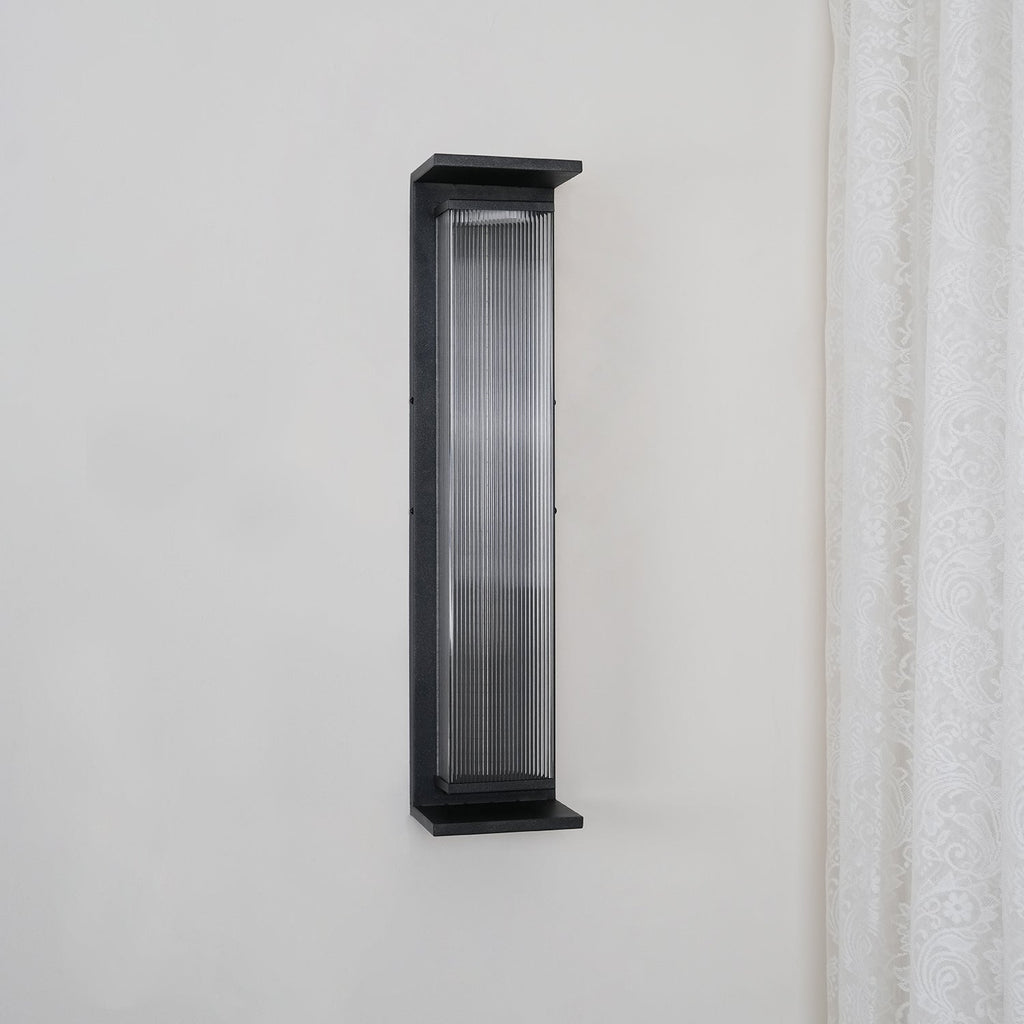 Applique murale extérieure rectangulaire en inox LED — détail de la matière (3)
