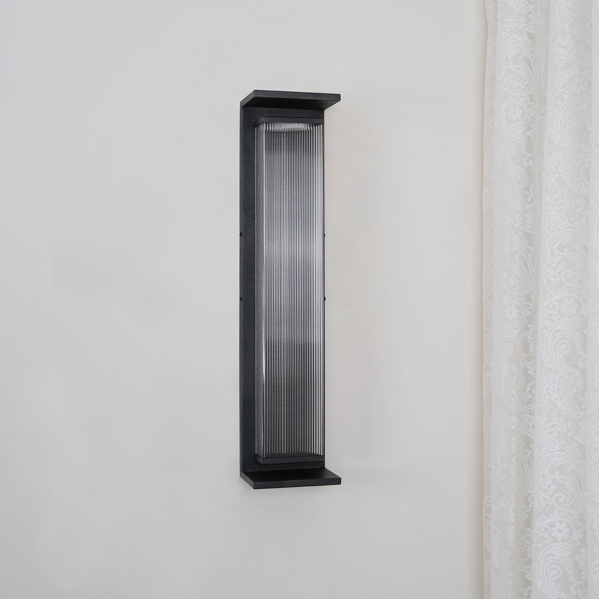 Applique murale extérieure rectangulaire en inox LED — détail de la matière (3)