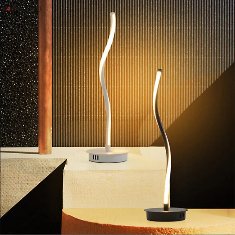 Lampadaire LED nordique en bois et gel de silice – lumière douce — vue de trois quarts
