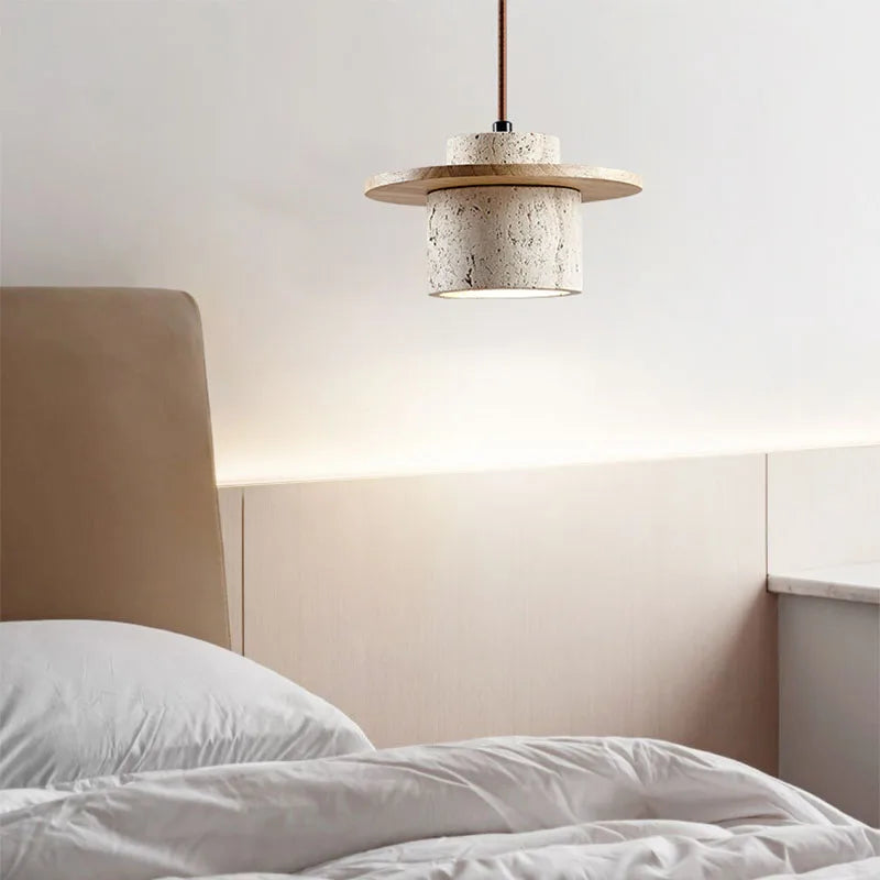 Suspension en travertin et bois naturel 20 cm – Nerava — vue de face