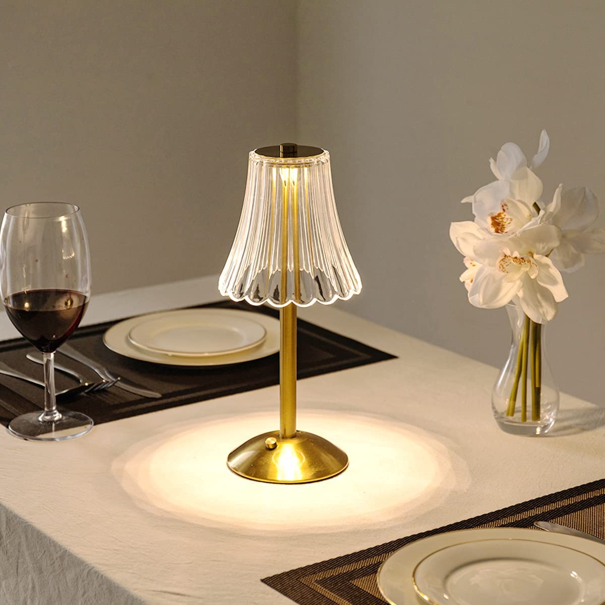 Lampe à poser en cristal et métal, tactile – CrystalGlow — vue de profil