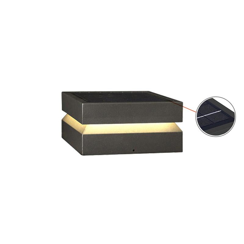 Borne de jardin LED carrée IP65 en acrylique dépoli — vue de profil (6)