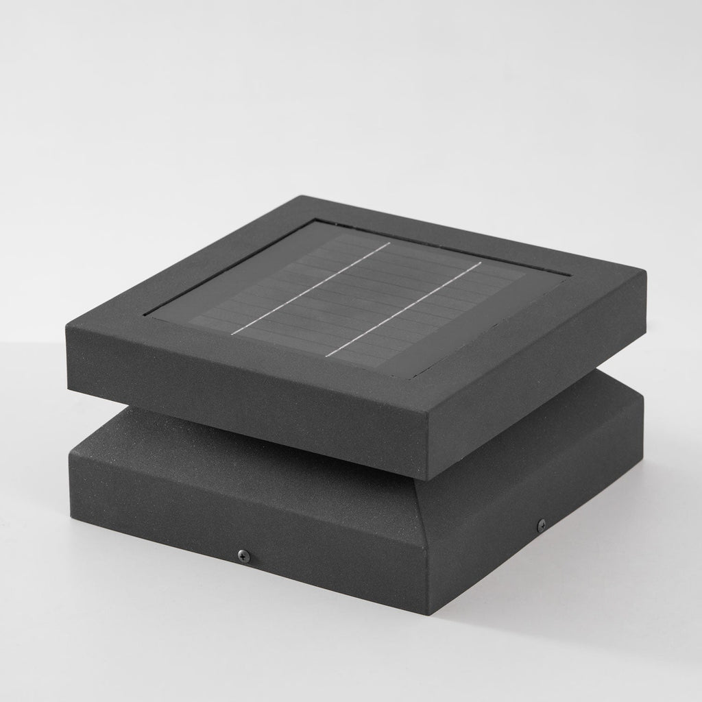 Borne de jardin LED carrée IP65 en acrylique dépoli — détail de la matière (4)
