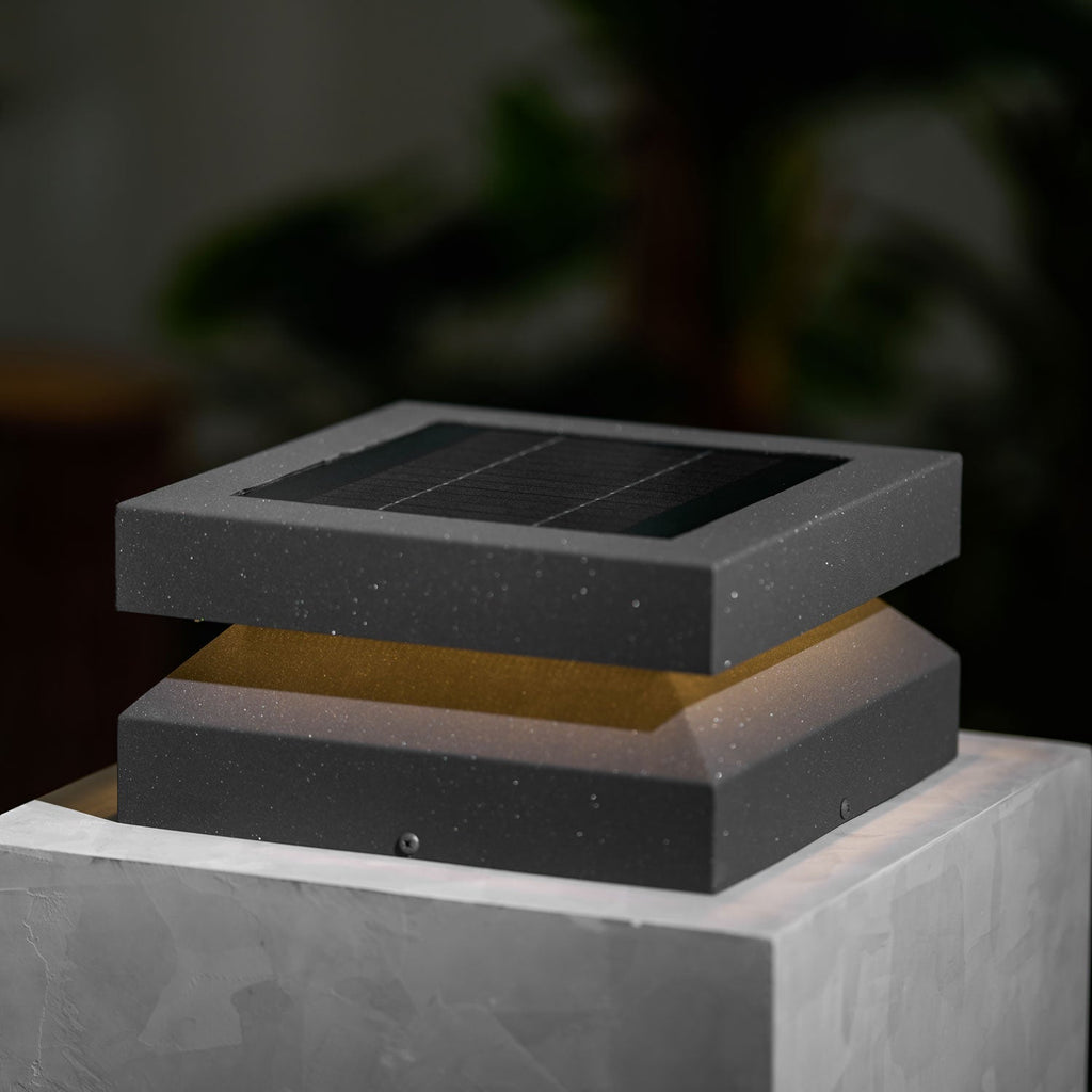 Borne de jardin LED carrée IP65 en acrylique dépoli — vue de profil (3)