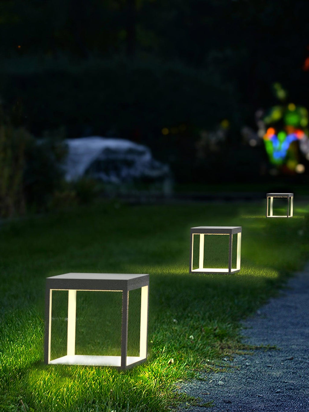 Borne de jardin LED cadre carré – lumière chaude, terrasse — allumé en situation