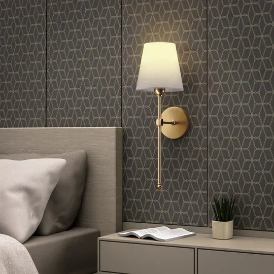 Applique murale sans fil rechargeable, LED dimmable – LumiAmbiance — vue de face