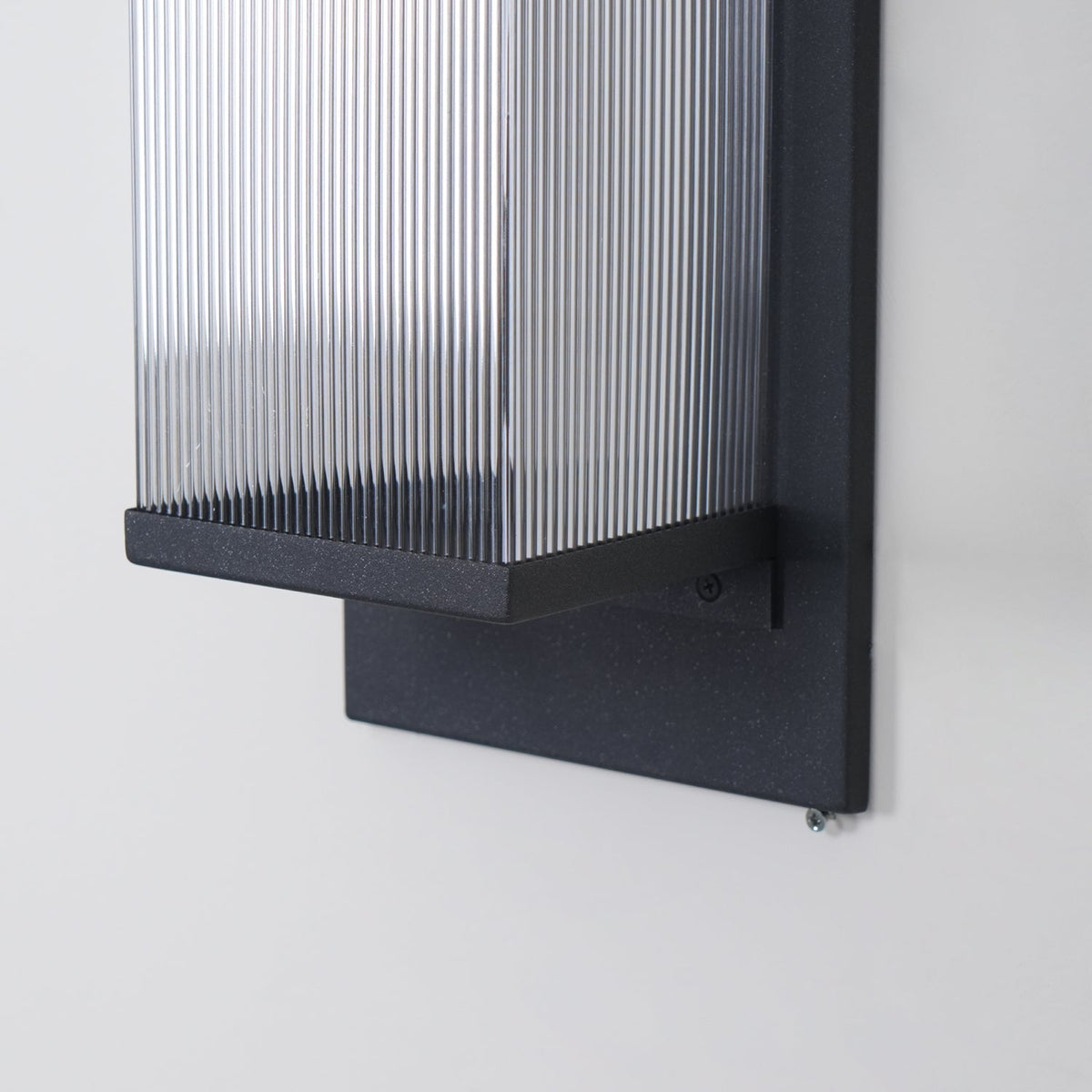 Applique murale extérieure solaire LED minimaliste – Oléron Box — vue de face (3)