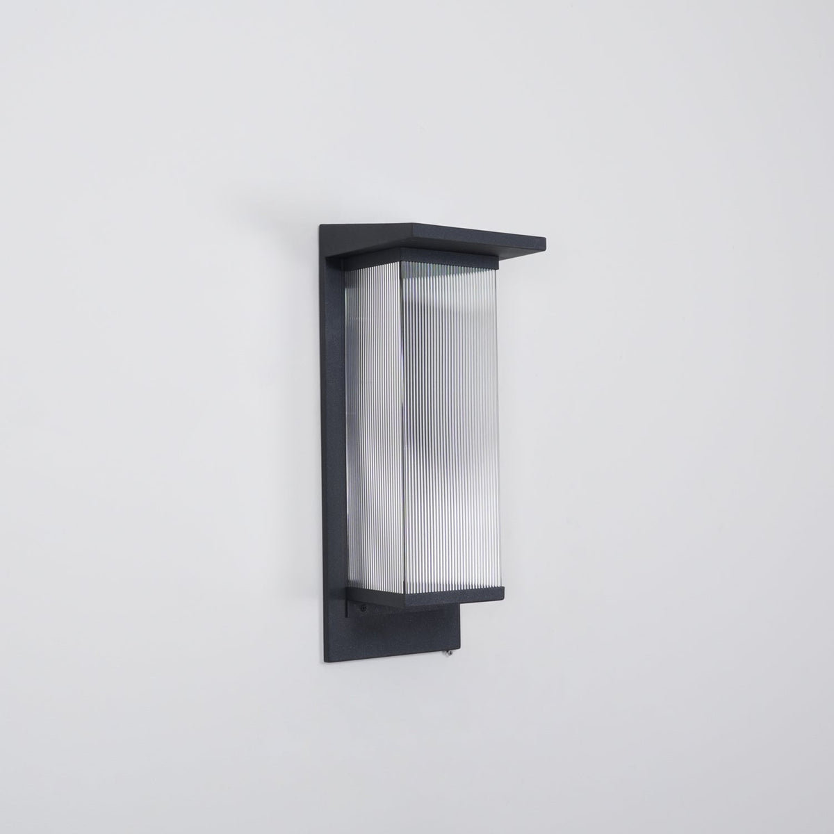 Applique murale extérieure solaire LED minimaliste – Oléron Box — vue de profil (3)