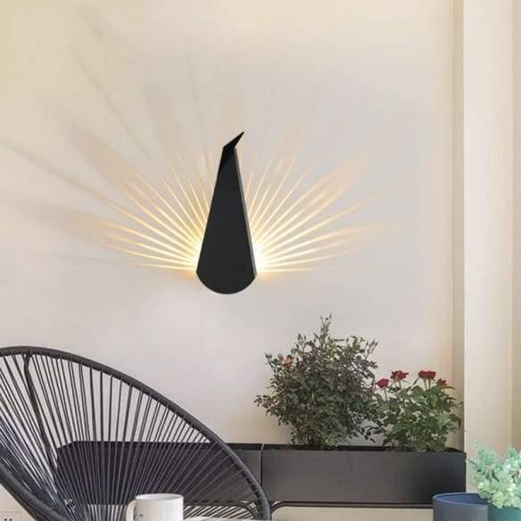Applique murale LED 6 W en aluminium, 14 x 36 cm – LumiLuxe — vue de trois quarts