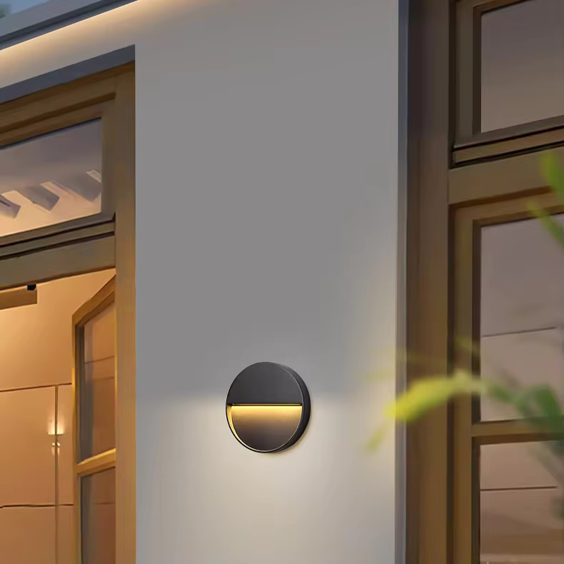 Applique murale extérieure LED 3 W en aluminium – StepGlow — vue de trois quarts