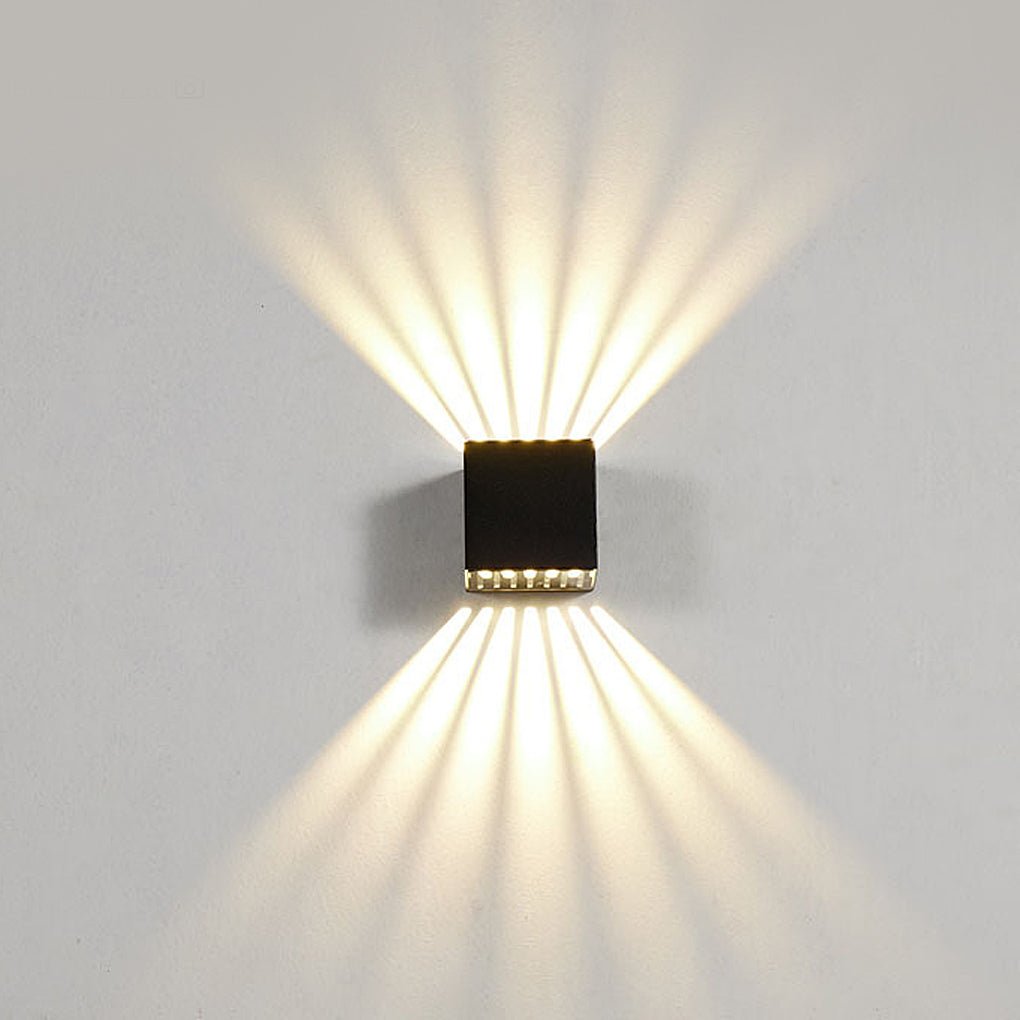 Applique murale extérieure LED cristal texturé aluminium IP65 — mise en situation dans la pièce