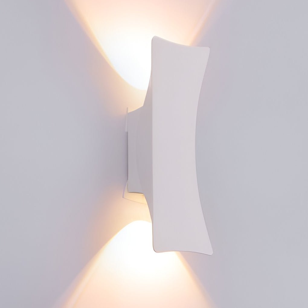 Applique murale extérieure LED haut et bas en aluminium – IP65 10 W — détail de la finition