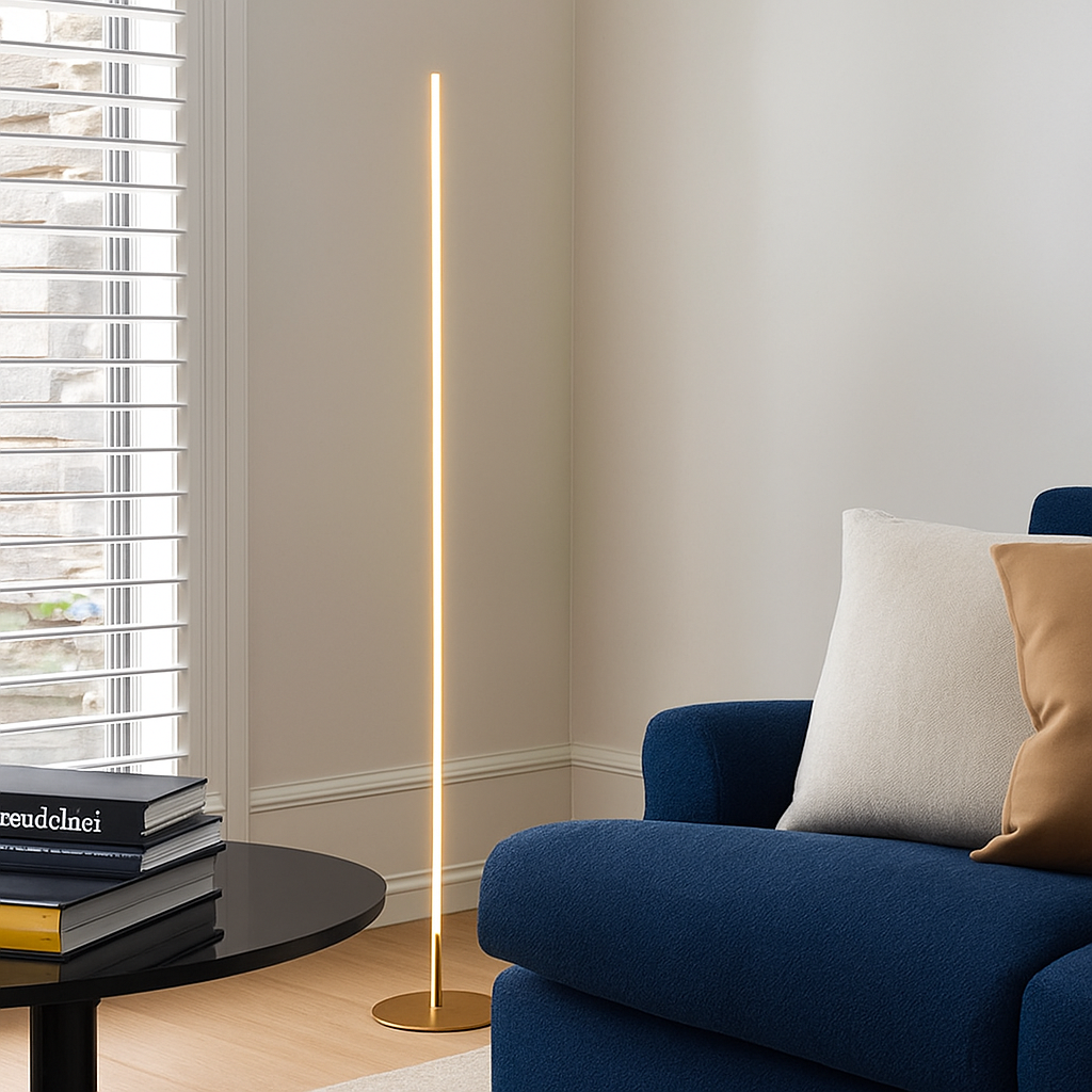 Lampadaire LED minimaliste en métal noir mat – Lucien — vue de trois quarts