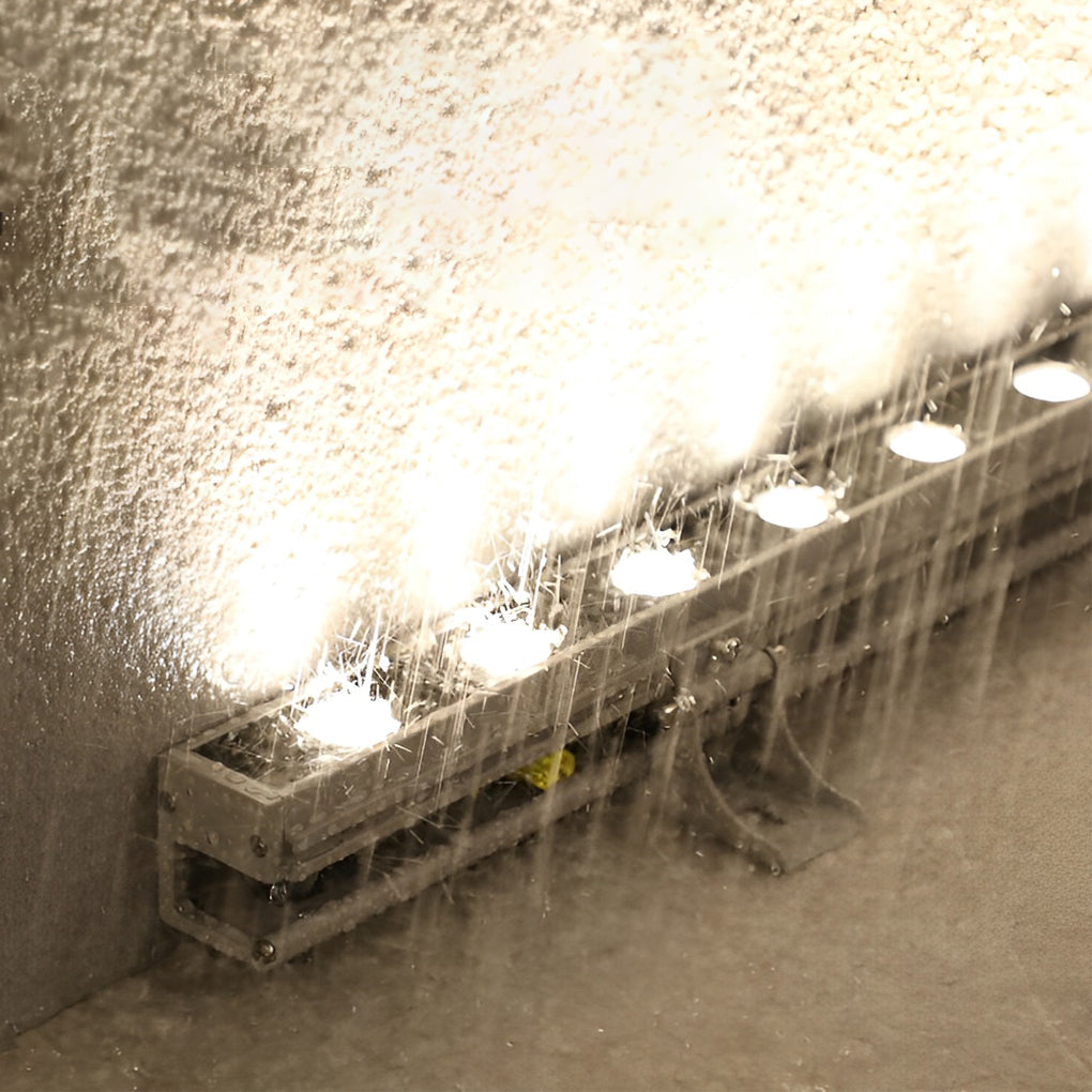 Applique murale extérieure LED avec détecteur de mouvement — vue de trois quarts