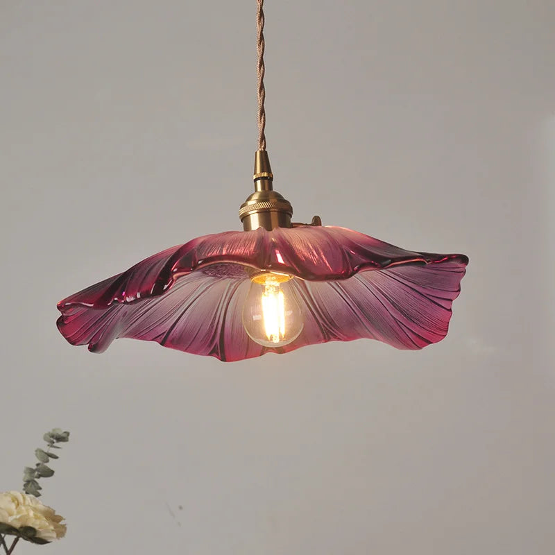 Suspension en verre sculpté forme florale Ø28 cm – Floréa — vue de face (3)