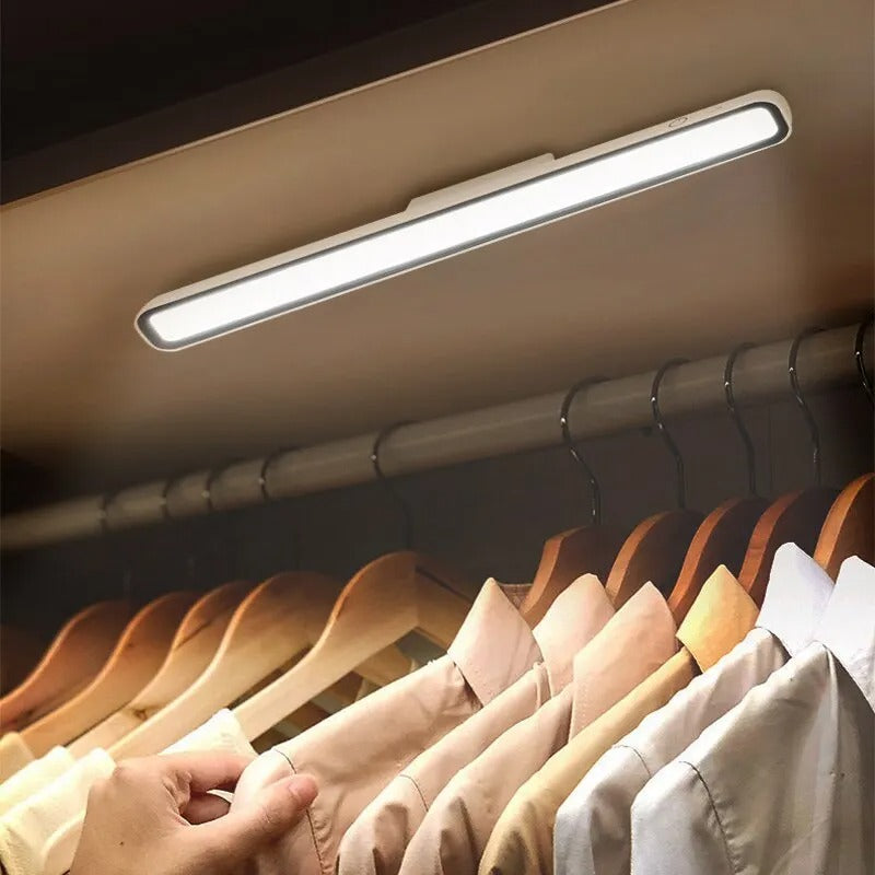 Barre lumineuse LED sans fil magnétique 30 cm – GlowLine — vue de profil